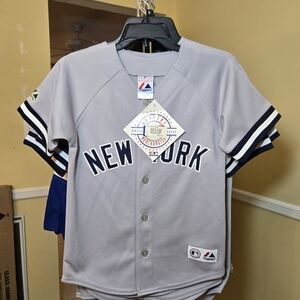 Majestic New York Yankees Jersey Gray Button Front Youth MLB Stitched Logo